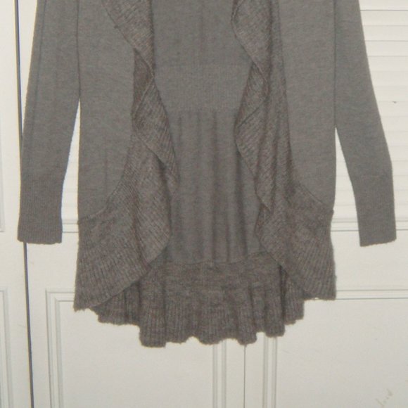 White House Black Market Long Sleeve Gray Sweater - Picture 6 of 7